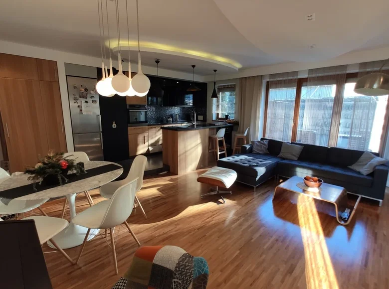 Коммерческое помещение 72 м² Краков, Польша