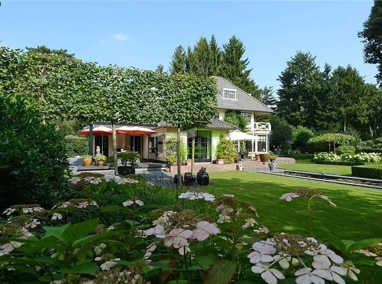 Villa 7 Zimmer 412 m² Amsterdam, Niederlande