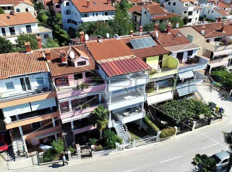 Haus 6 Zimmer 408 m² Rovinj, Kroatien