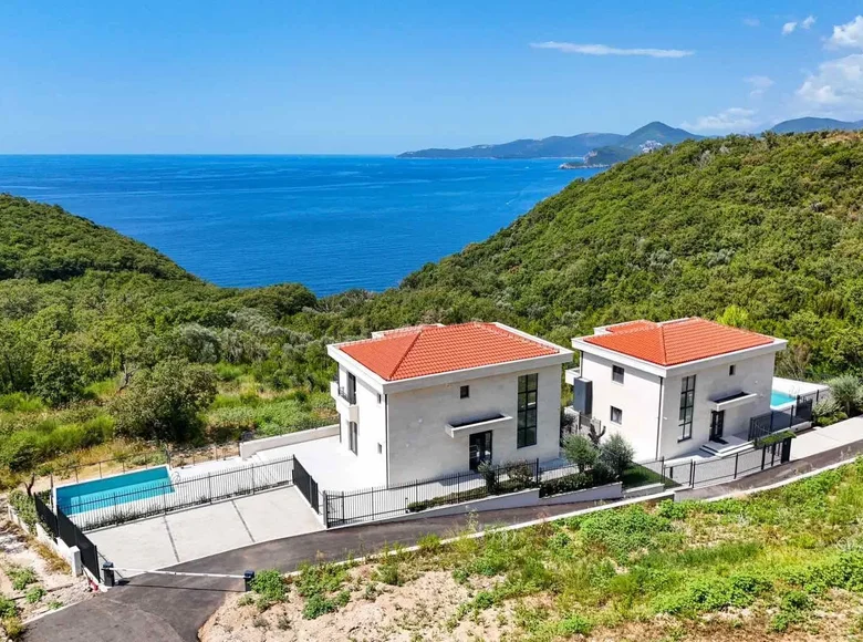 5 bedroom villa  Rijeka-Rezevici, Montenegro