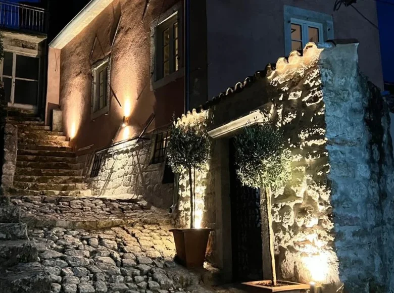 Lokale gastronomiczne 111 m² Kotor, Czarnogóra