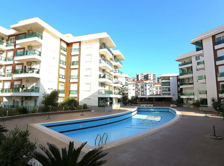 Apartamento 3 habitaciones 120 m² Konyaalti, Turquía