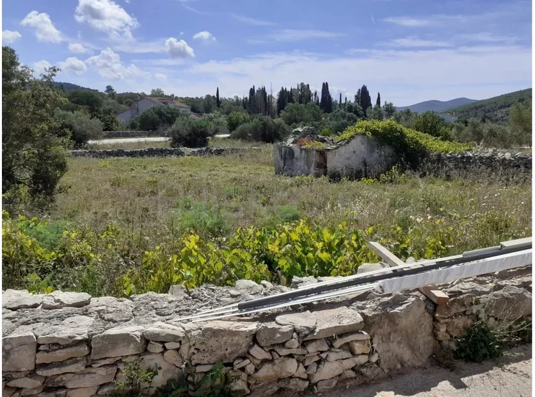 Land 677 m² Vela Luka, Croatia