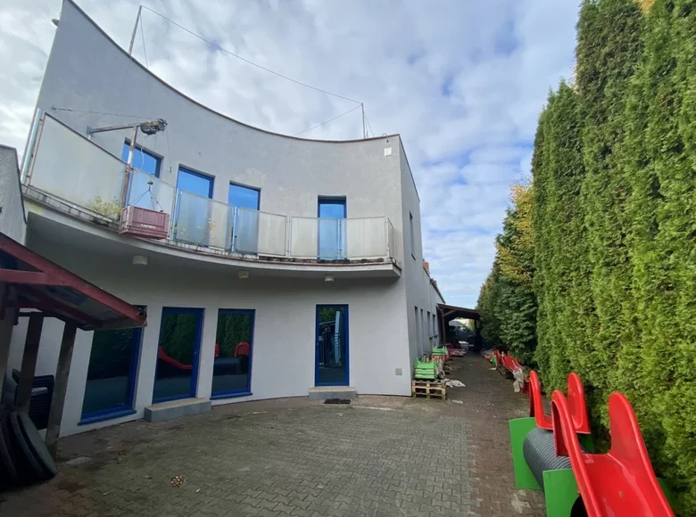 Commercial property 521 m² in Plewiska, Poland