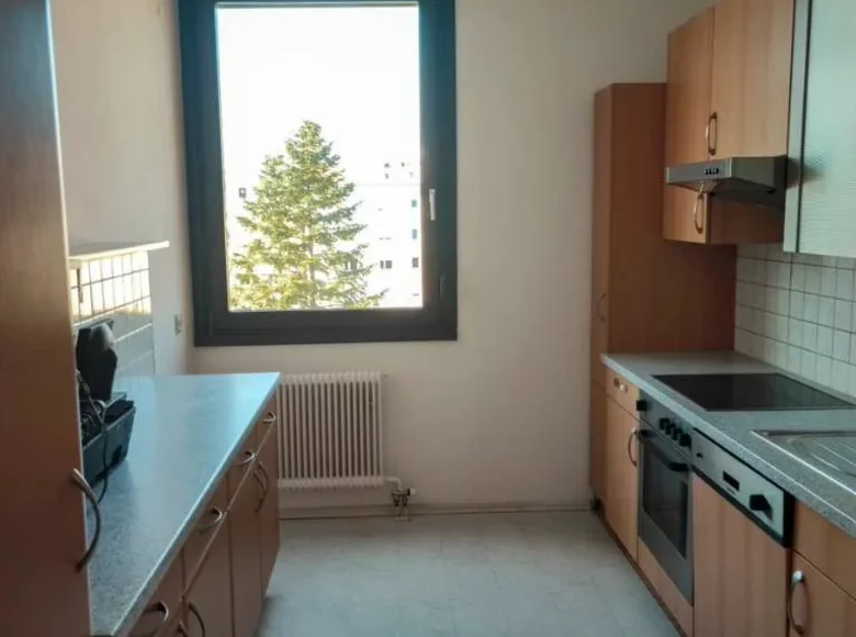 Mieszkanie 2 pokoi 70 m² Graz, Austria