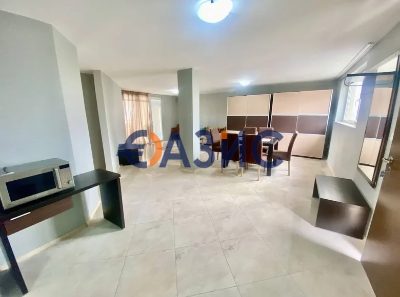 Квартира 3 комнаты 117 м² Святой Влас, Болгария