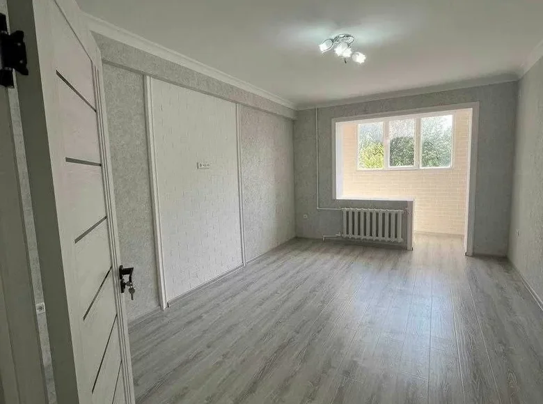 Kvartira 1 xona 35 m² Toshkentda