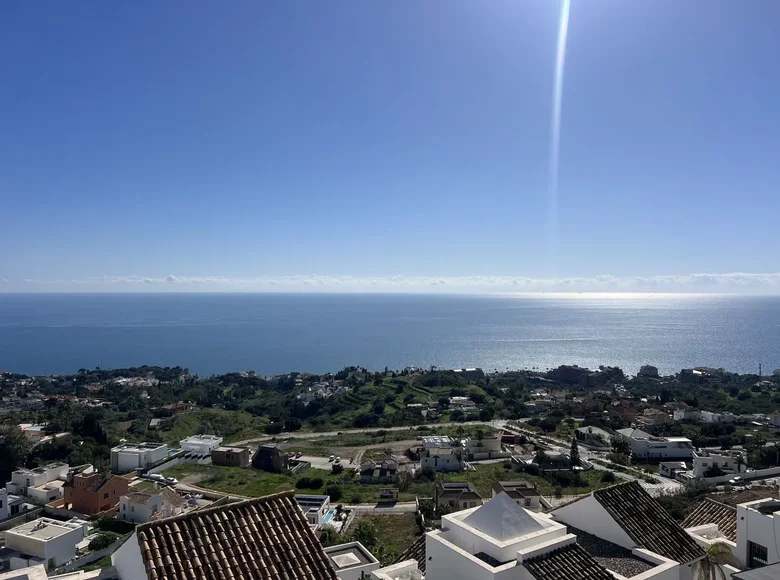Квартира 3 спальни  Benalmadena, Испания