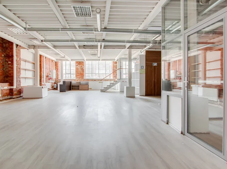 Office 6 000 m² in Central Administrative Okrug, Russia