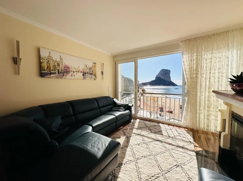 Mieszkanie 2 pokoi 111 m² Calp, Hiszpania