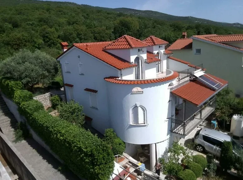 Hotel 250 m² en Novi Vinodolski, Croacia