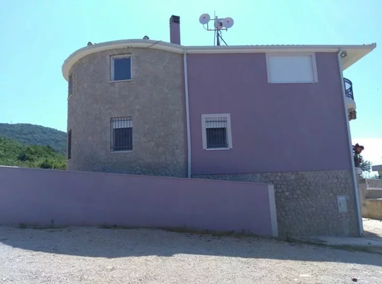 Haus 390 m² Sutomore, Montenegro
