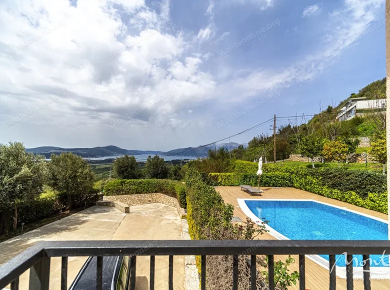 Willa 3 pokoi 181 m² Tivat, Czarnogóra