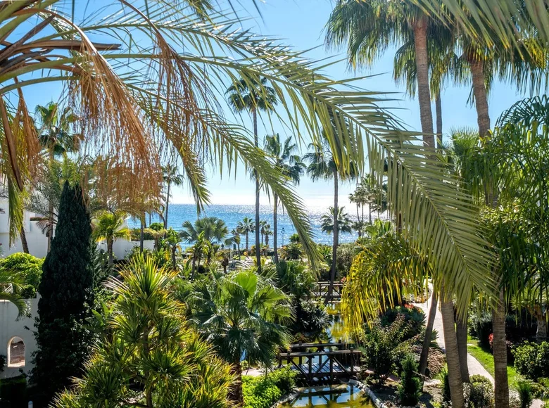 3 bedroom apartment 208 m² Marbella, Spain