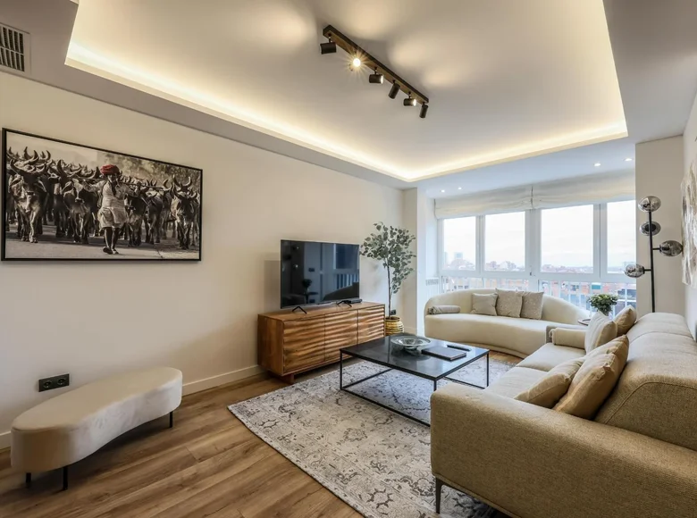 Apartamento 6 habitaciones  Área metropolitana de Madrid y Corredor del Henares, España