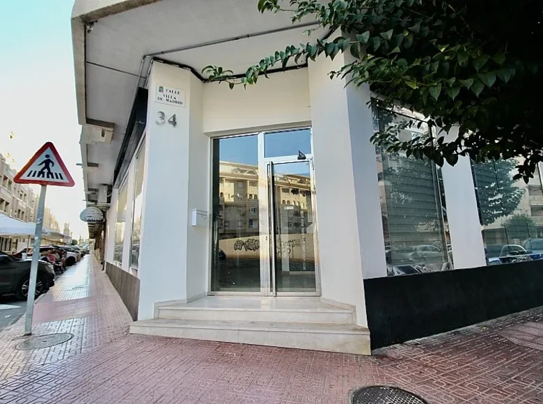 Nieruchomości komercyjne 133 m² Torrevieja, Hiszpania