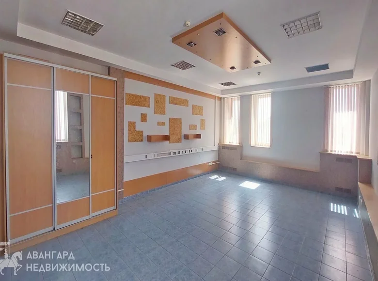 Büro 48 m² Minsk, Weißrussland