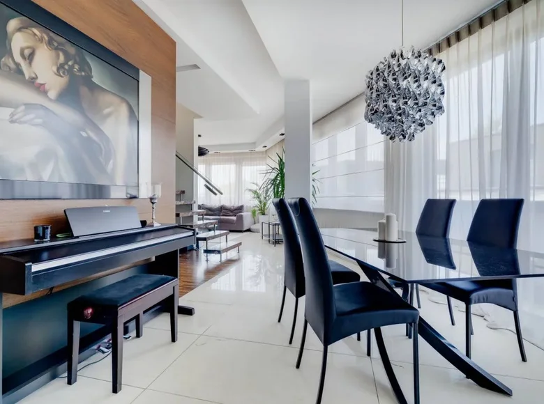 Apartamento 4 habitaciones 147 m² Varsovia, Polonia