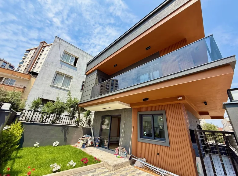 2 bedroom Villa 137 m² Mezitli, Turkey