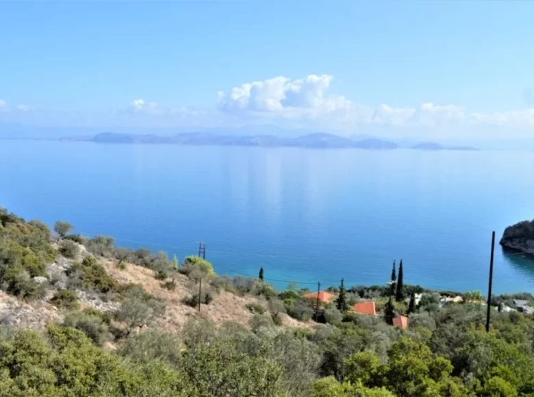Land 2 850 m² Peloponnese Region, Greece