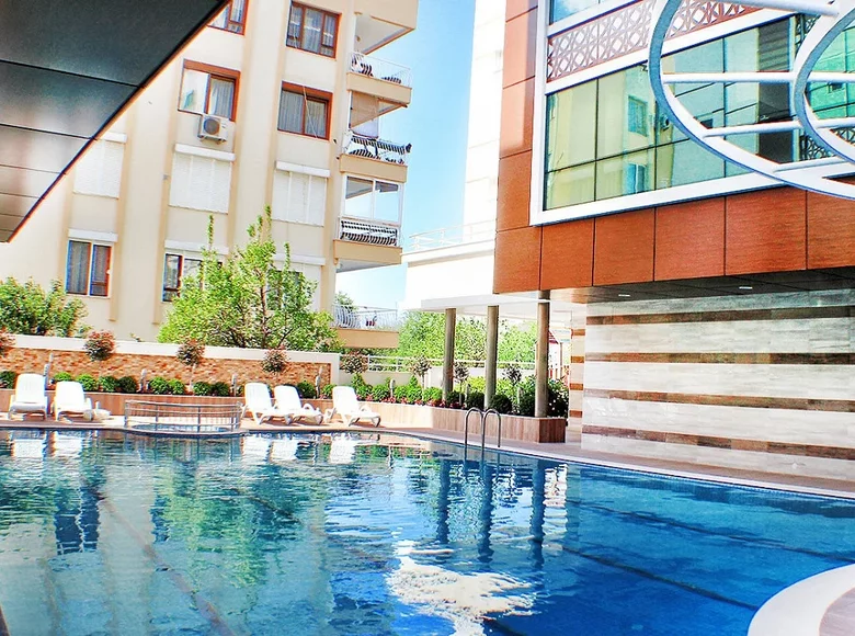 Apartamento 1 habitacion 77 m² Konyaalti, Turquía