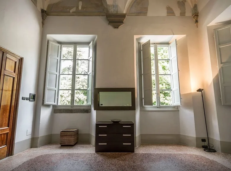 1 bedroom apartment 125 m² Lucca, Italy
