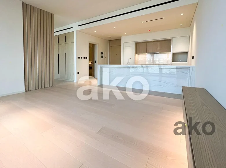 1 bedroom apartment 939 m² Dubai, United Arab Emirates