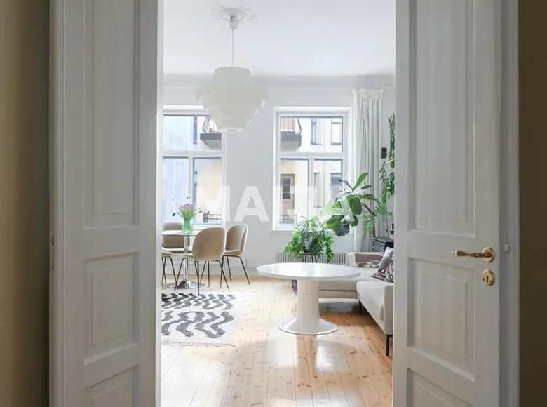 2 bedroom apartment 77 m² Helsinki sub-region, Finland