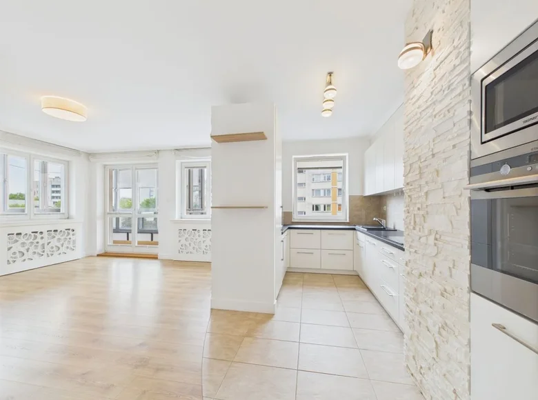 Коммерческое помещение 71 м² Варшава, Польша