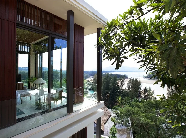 3 bedroom house 1 695 m² Phuket, Thailand