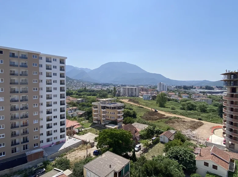 2 bedroom apartment 63 m² Bar, Montenegro