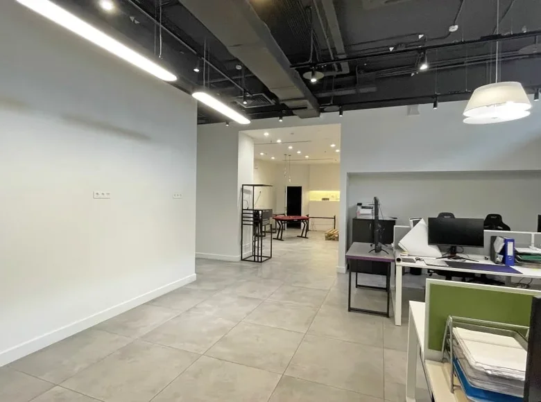 Pomieszczenie biurowe 334 m² Moskwa, Rosja