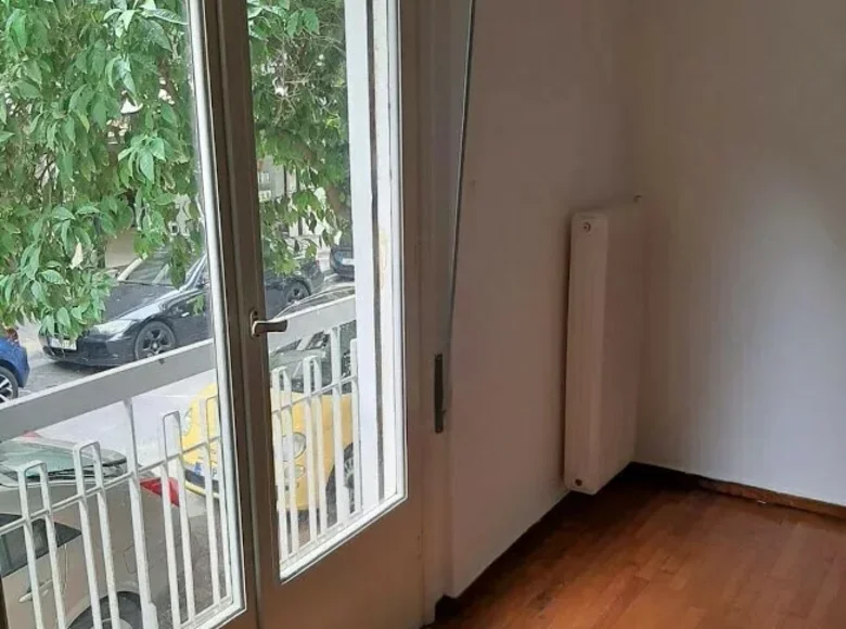 Mieszkanie 4 pokoi 91 m² Pireus, Grecja