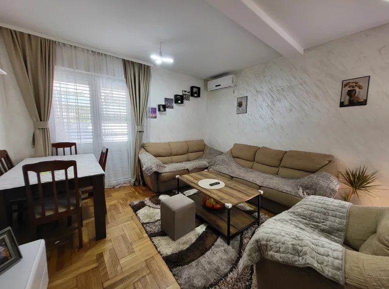 Wohnung 2 Schlafzimmer 49 m² Budva, Montenegro