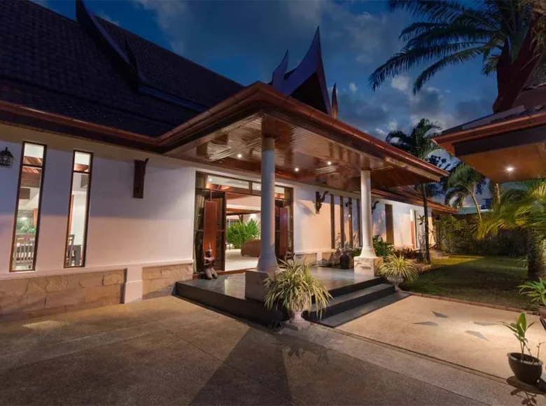 3 bedroom villa 477 m² Phuket, Thailand