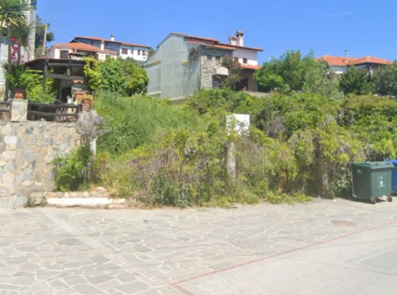 Land 1 room  Nikiti, Greece