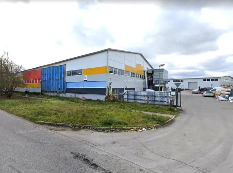 Fabrication 8 539 m² à Tukums, Lettonie