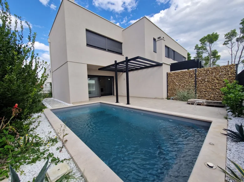 3-Schlafzimmer-Villa 95 m² Opcina Privlaka, Kroatien
