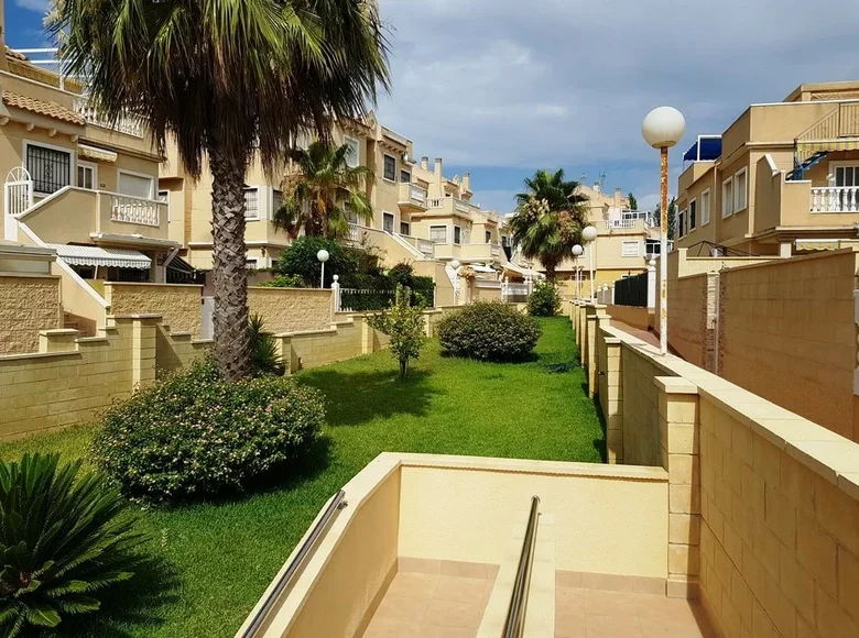 3 bedroom townthouse 60 m² Torrevieja, Spain