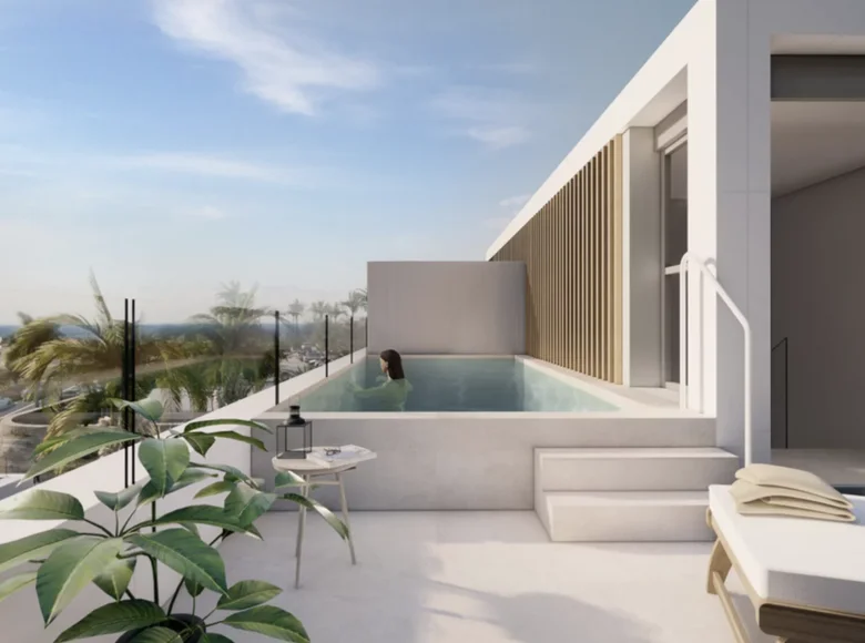 4 bedroom house  Estepona, Spain