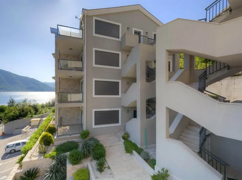 Wohnung 2 Schlafzimmer 94 m² Stoliv, Montenegro