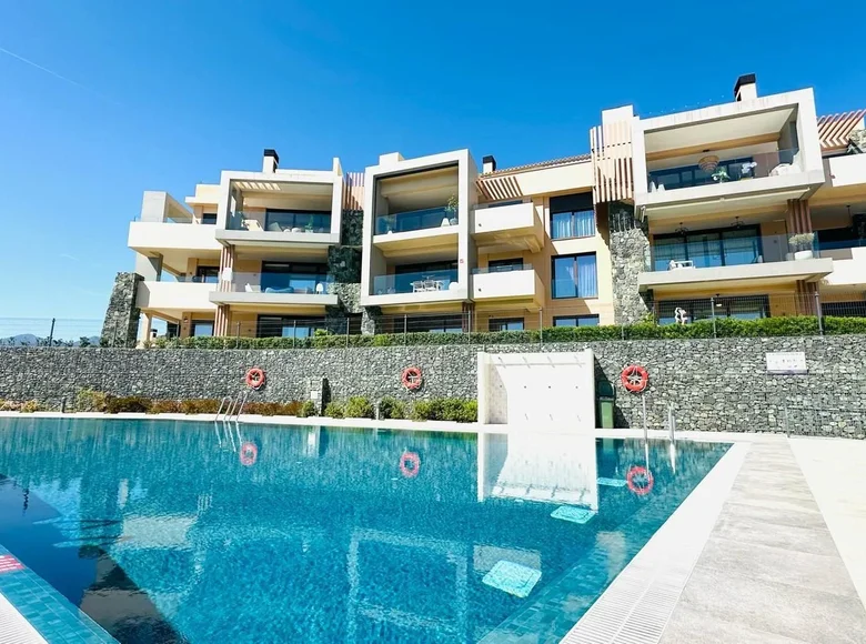 Wohnung 4 Schlafzimmer 245 m² Malaga, Spanien