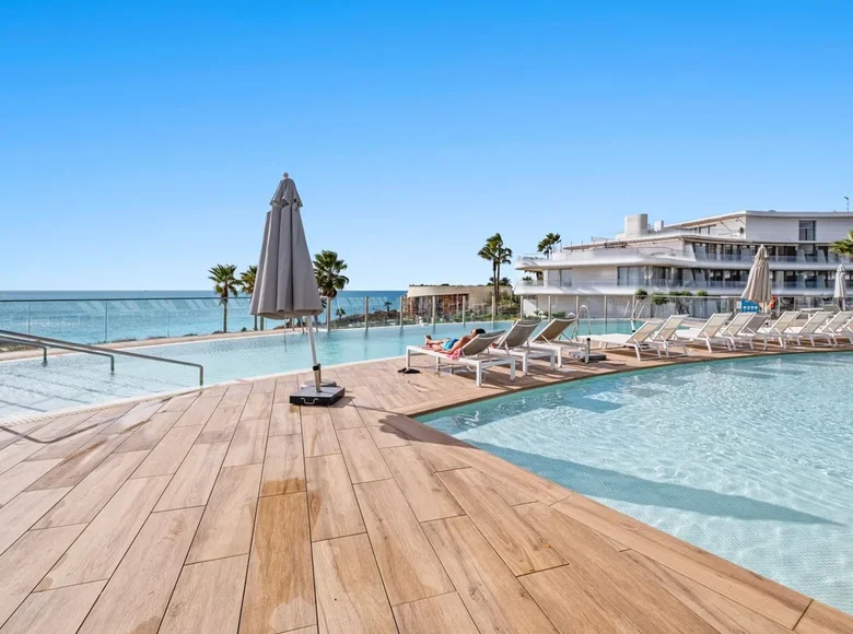 Mieszkanie 2 pokoi  Estepona, Hiszpania