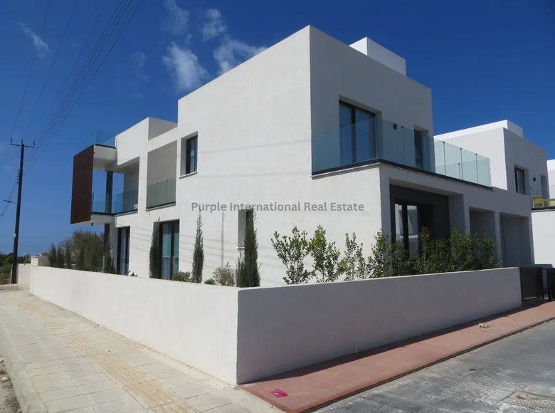 Villa 4 chambres 196 m² Chlórakas, Chypre
