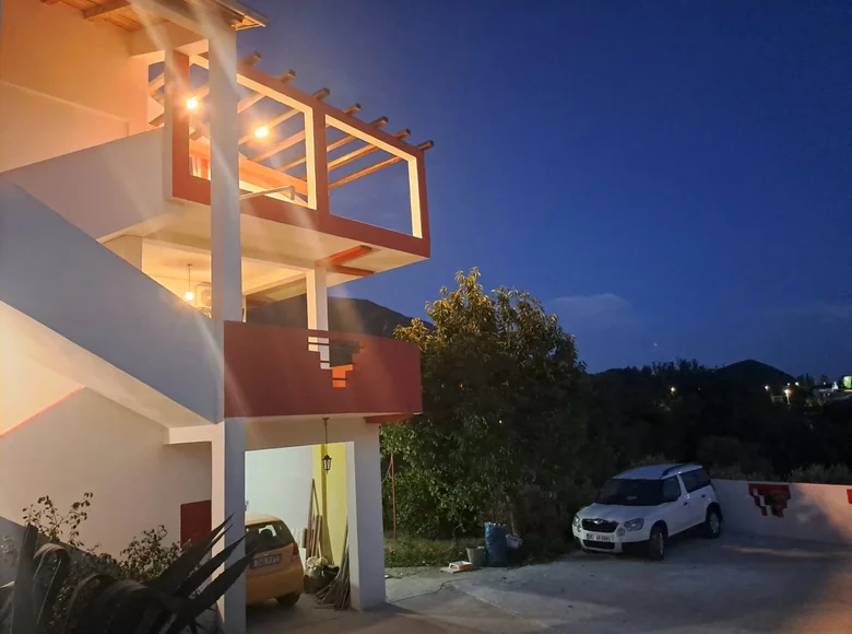 Apartment 6 bedrooms 1 045 m² Kotor, Montenegro