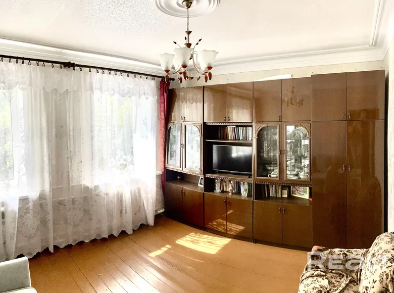 Mieszkanie 4 pokoi 74 m² Mińsk, Białoruś