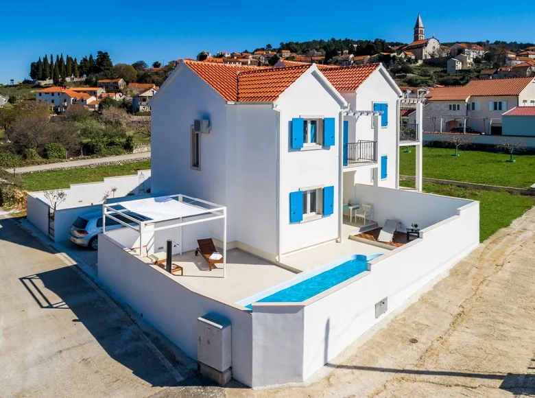 3-Schlafzimmer-Villa 121 m², Alle Länder