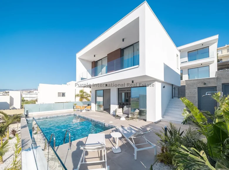 Villa de tres dormitorios 153 m² Chloraka, Chipre