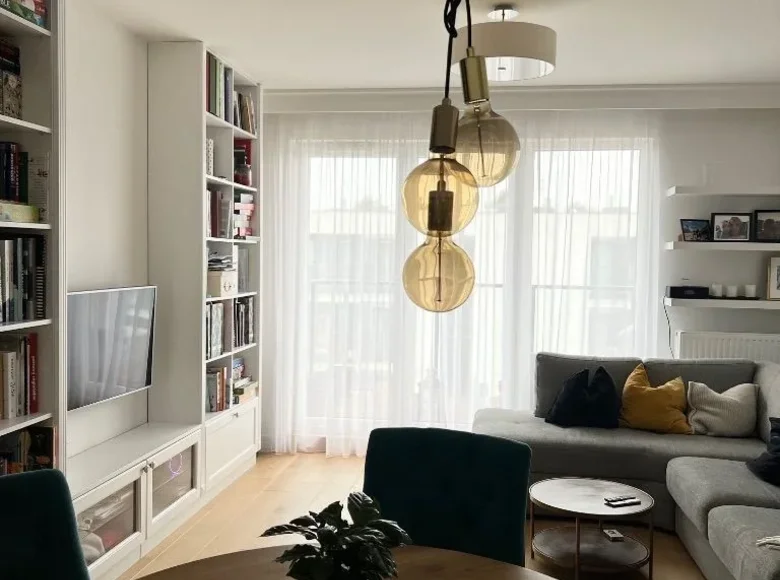 2 bedroom apartment 66 m² Warsaw, Poland