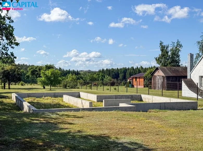 Land  Didziosios Lapes, Lithuania